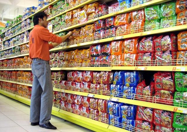 方便食品進(jìn)入熱銷(xiāo)時(shí)期，供不應(yīng)求狀況持續(xù)